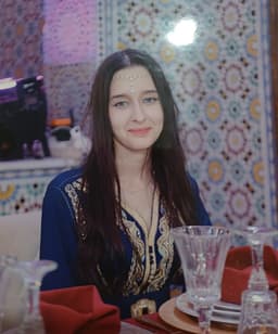Aya E.