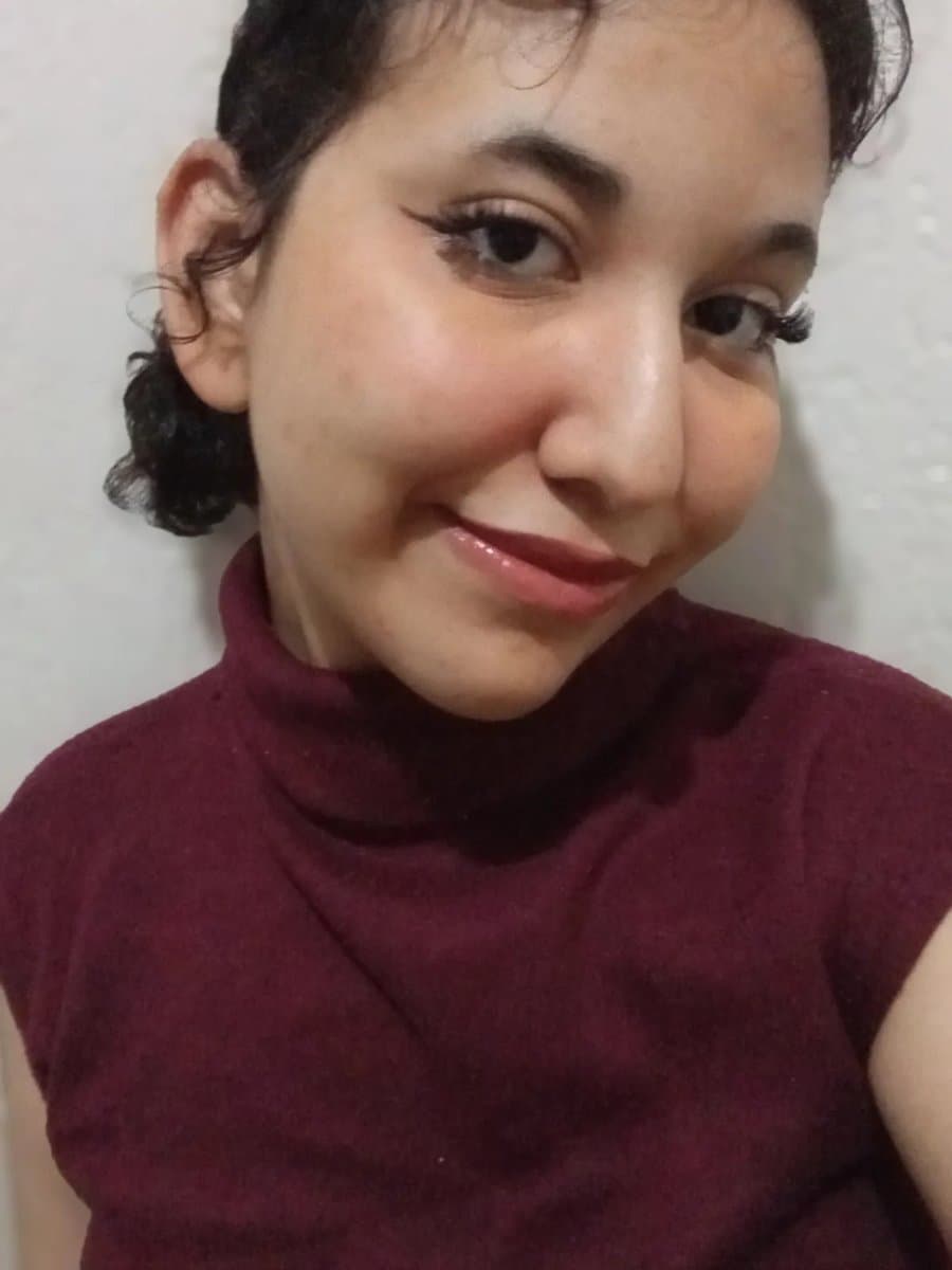 Aya E.