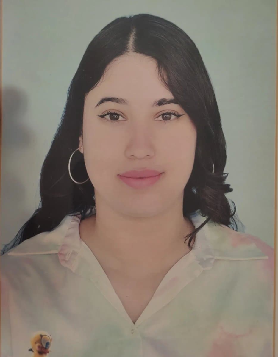 Bouchra L.