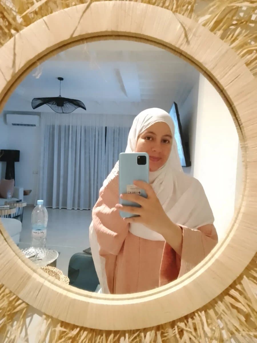 Fatima I.
