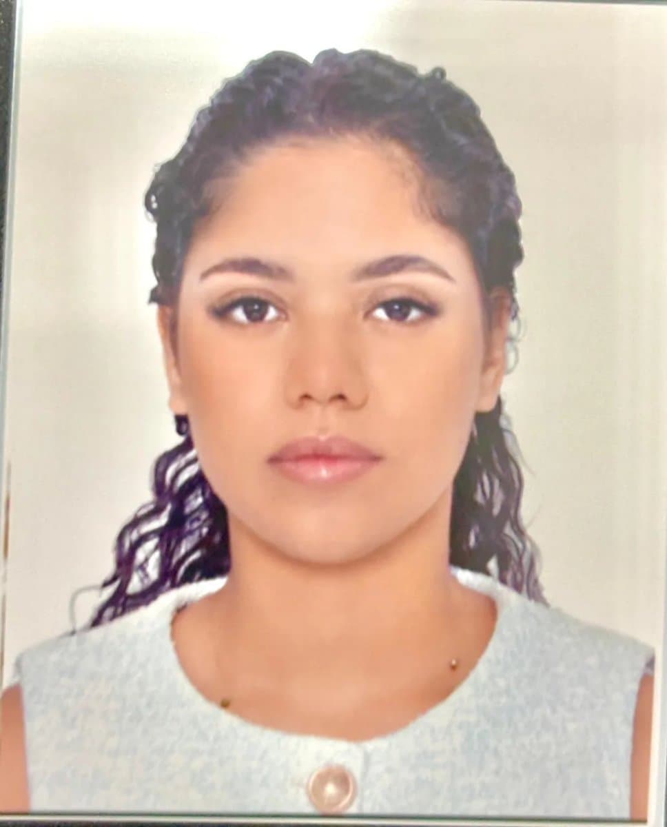 chaima k.