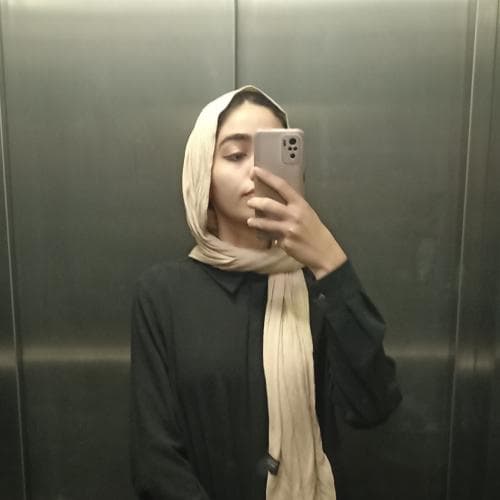 Aya b.
